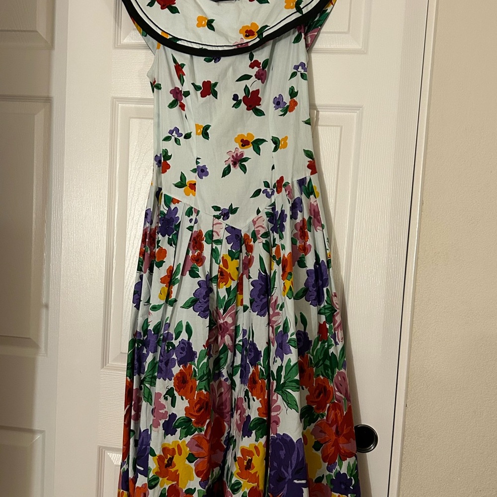 80s vintage momentos floral dress